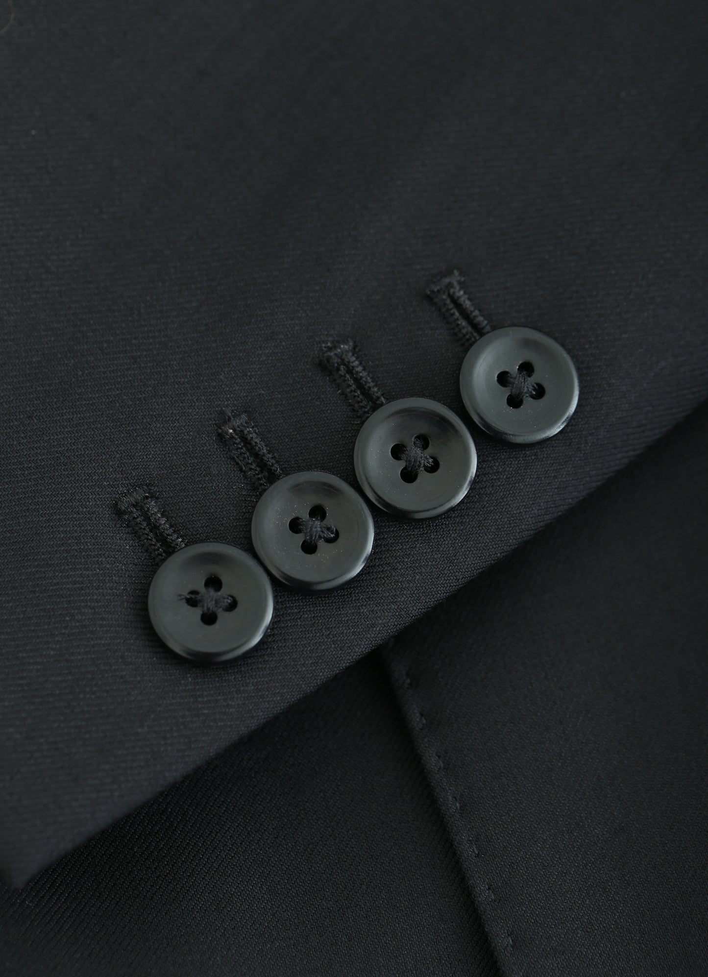 %100 Wool Italian Finitura Felice Black Suit