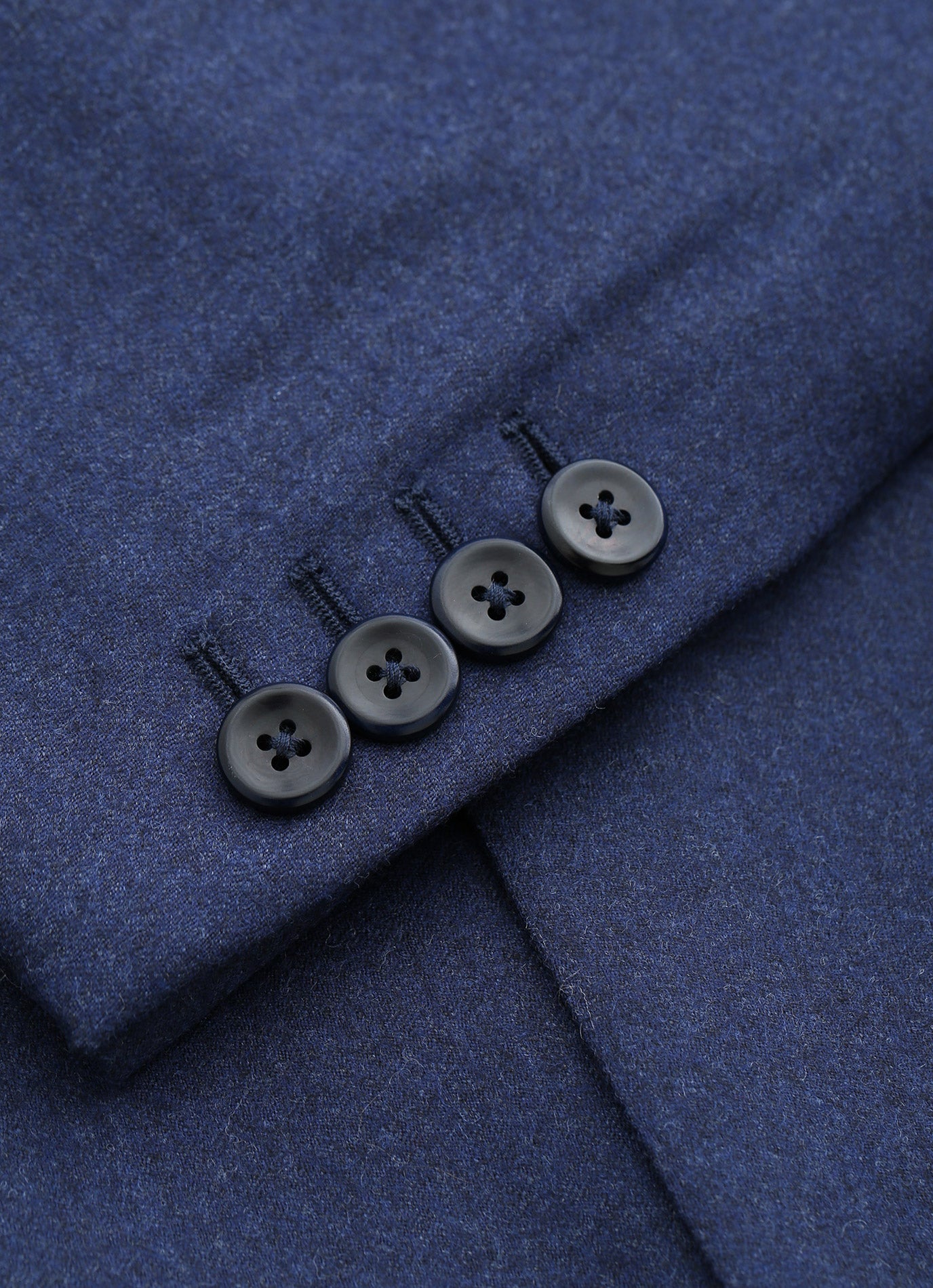 Lecco Cashmere Navy Suit – Italian Fabric | Tailored Fit