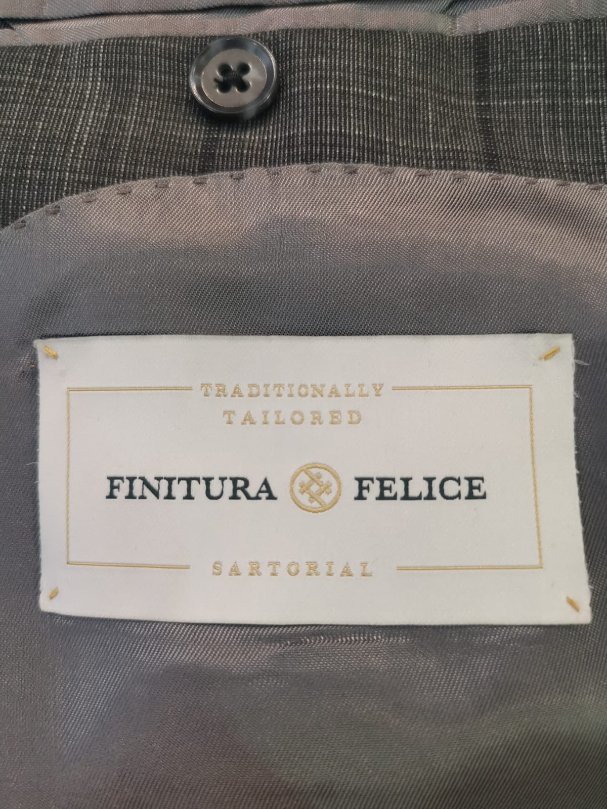 Made in Italy – Handmade Full Canvas Suit in Super 150s Wool